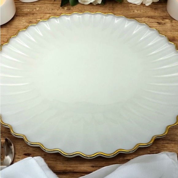 Vintage Large Milk Glass Platter 14.5” Ruffled Edge 22k Gold Trim Anchor Hocking - Picture 2 of 6